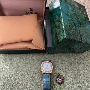 Luxury Watch Gift Set — Watch Included